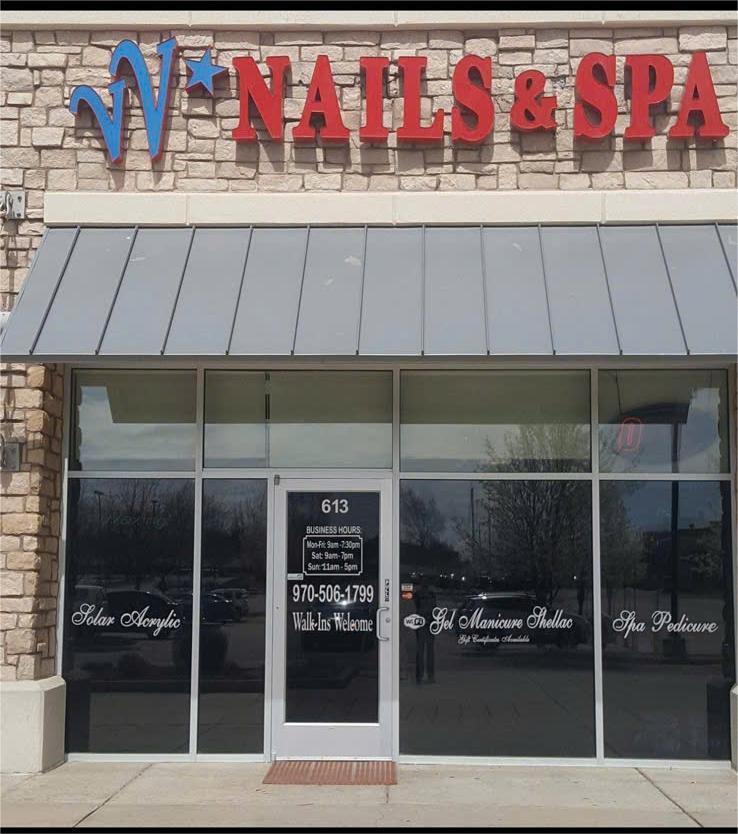 V.v. Nails and Spa logo