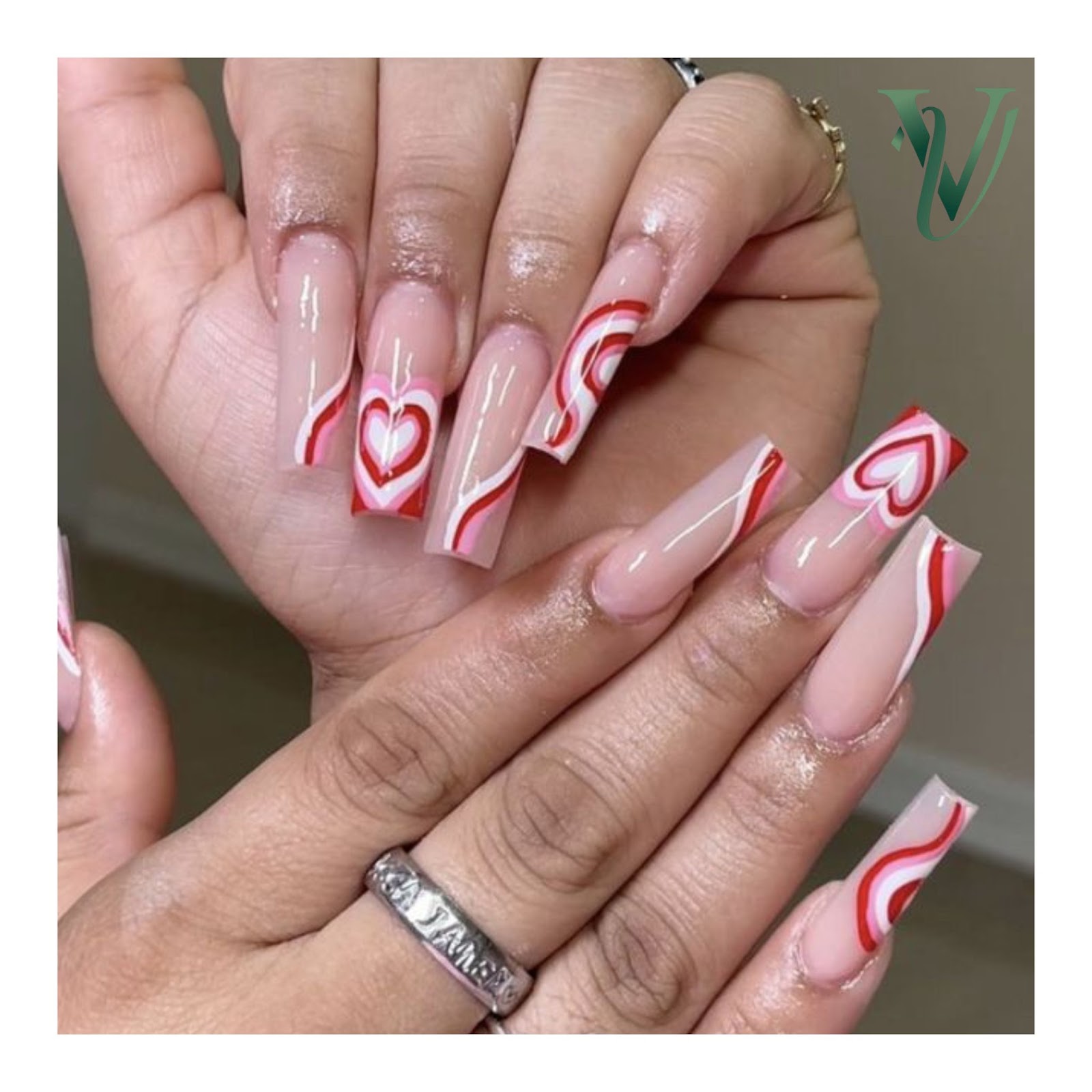 V.v. Nails and Spa nail photo 4