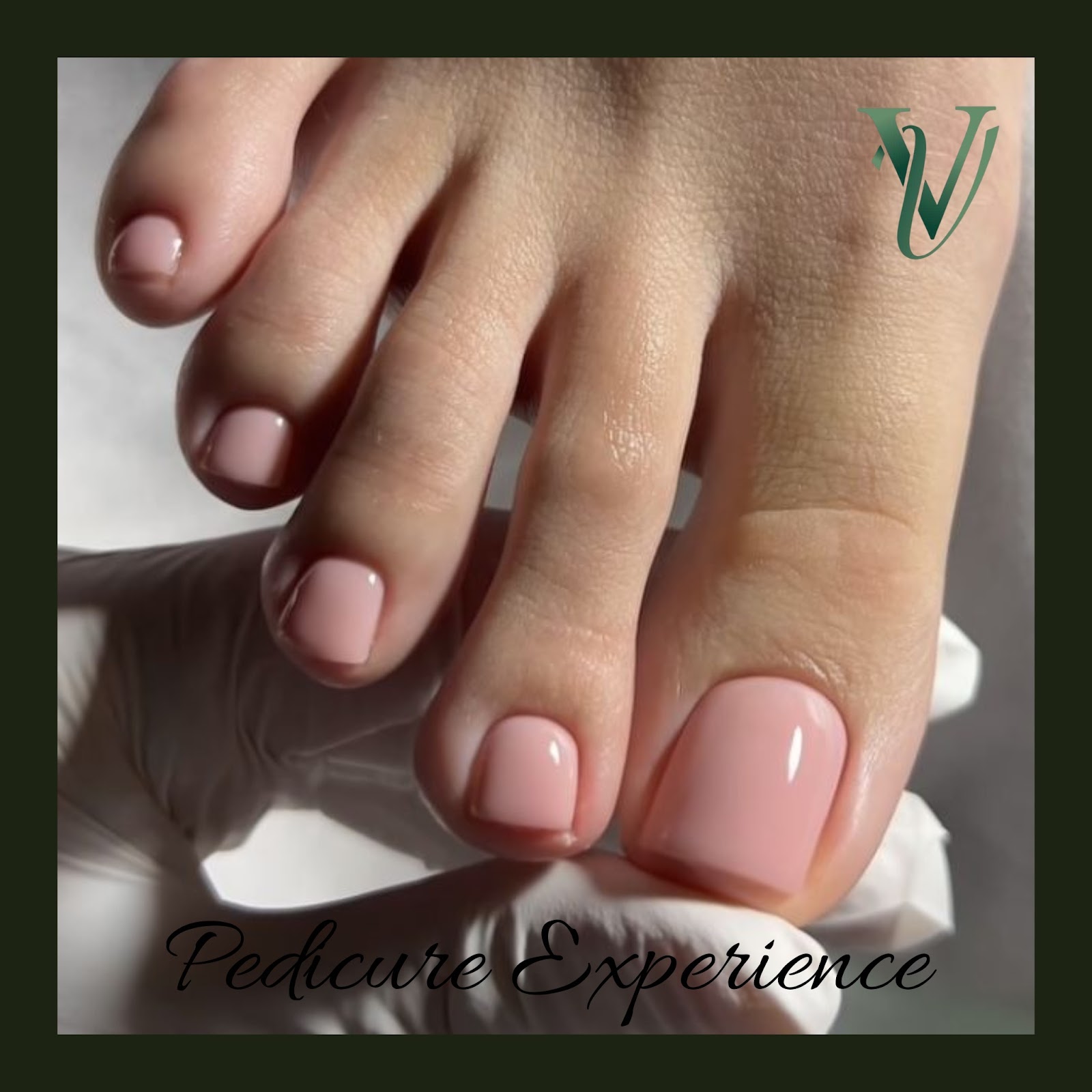 V.v. Nails and Spa nail photo 8